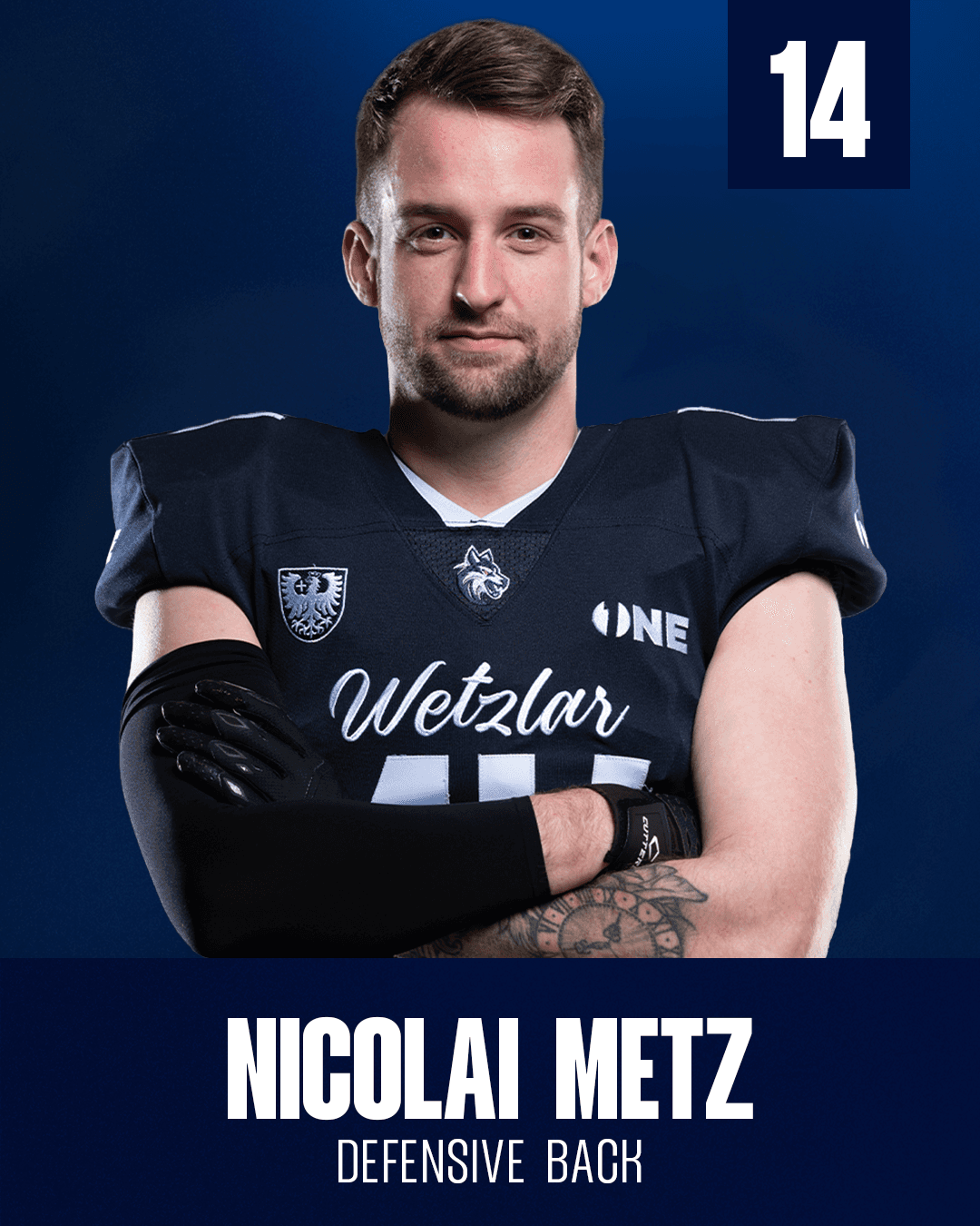 Spieler mit Trikotnummer 14, Position DB